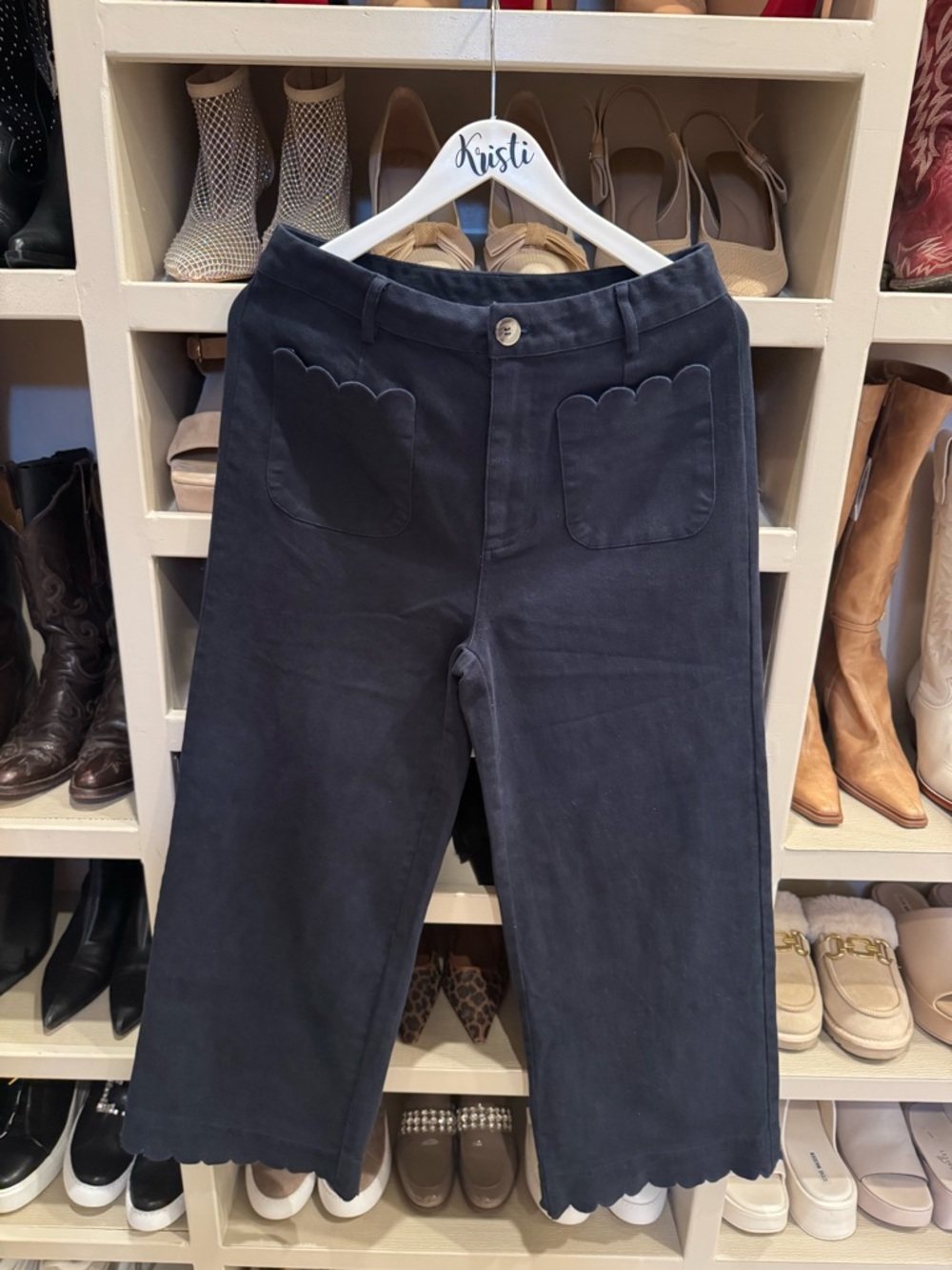 entro Navy Scalloped Pocket Wide-Leg Pants NWT
